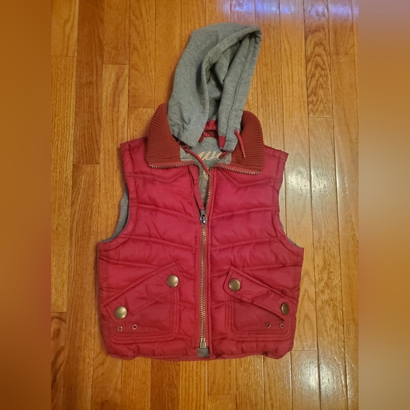 Red Marron puffer vest. Urban behavior. Size small - Picture 2 of 8